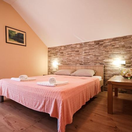 Apartment Ruza Sukošan Esterno foto