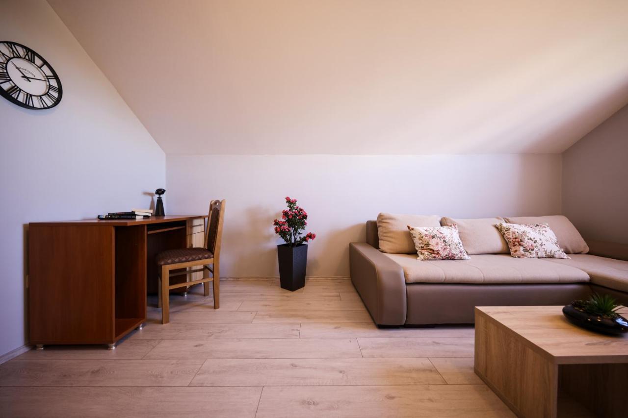 Apartment Ruza Sukošan Esterno foto