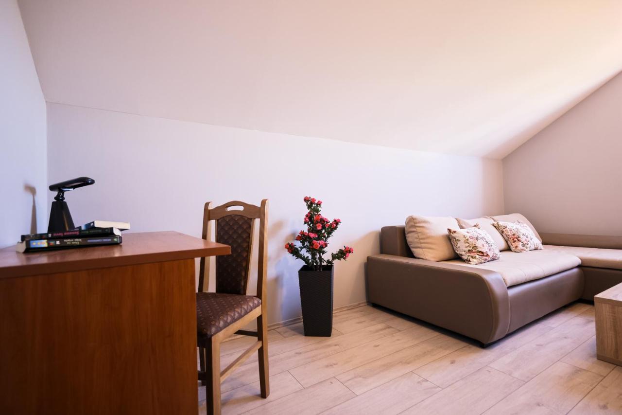 Apartment Ruza Sukošan Esterno foto