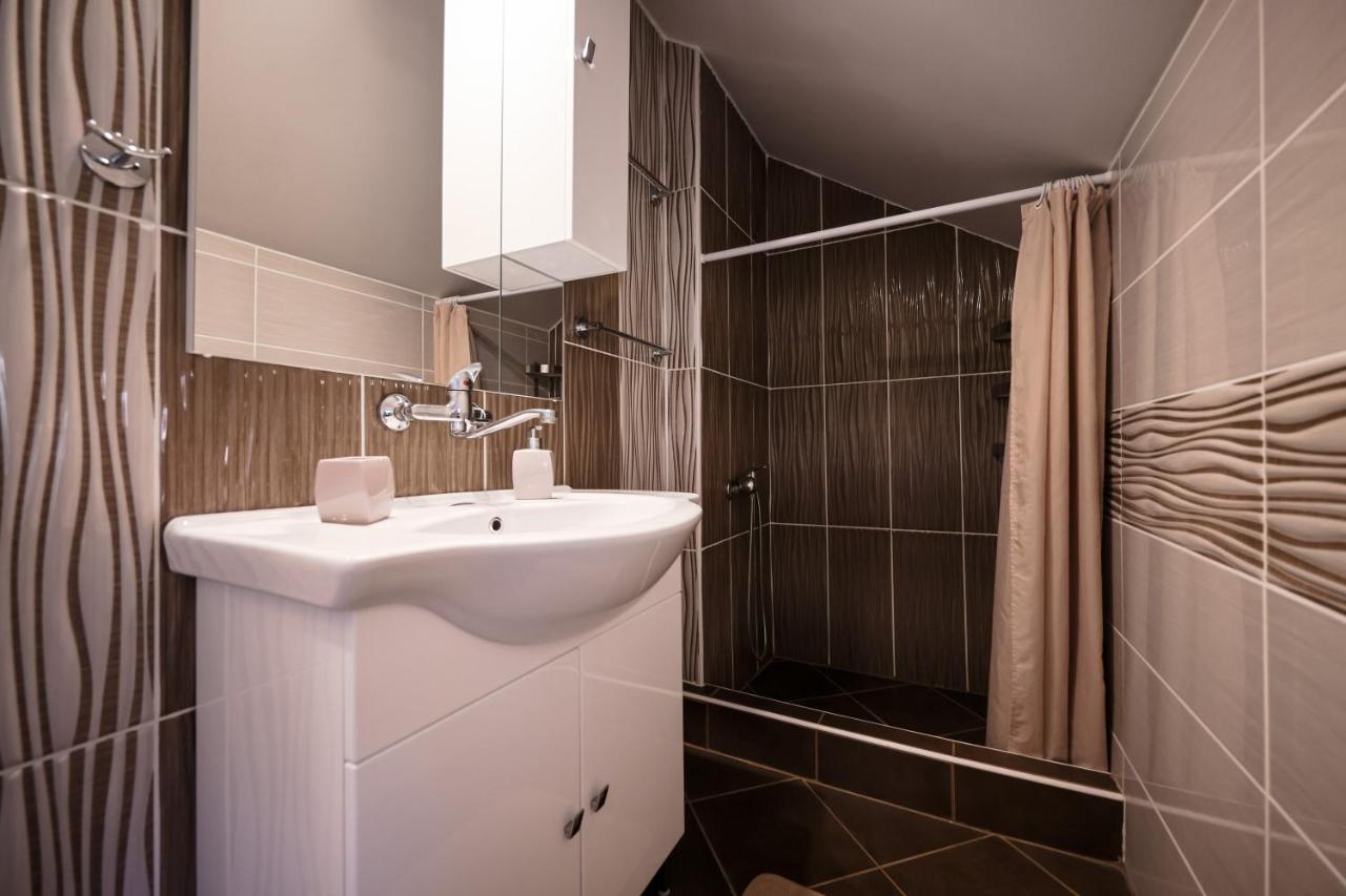 Apartment Ruza Sukošan Esterno foto