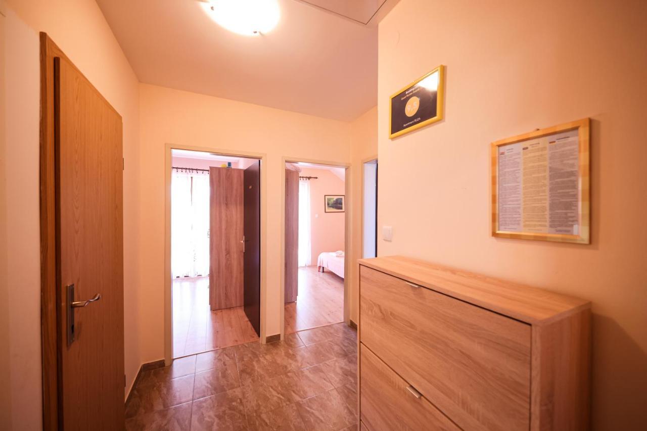 Apartment Ruza Sukošan Esterno foto