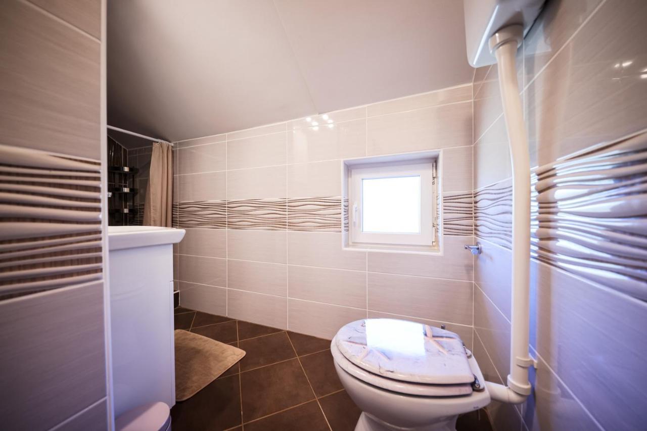 Apartment Ruza Sukošan Esterno foto